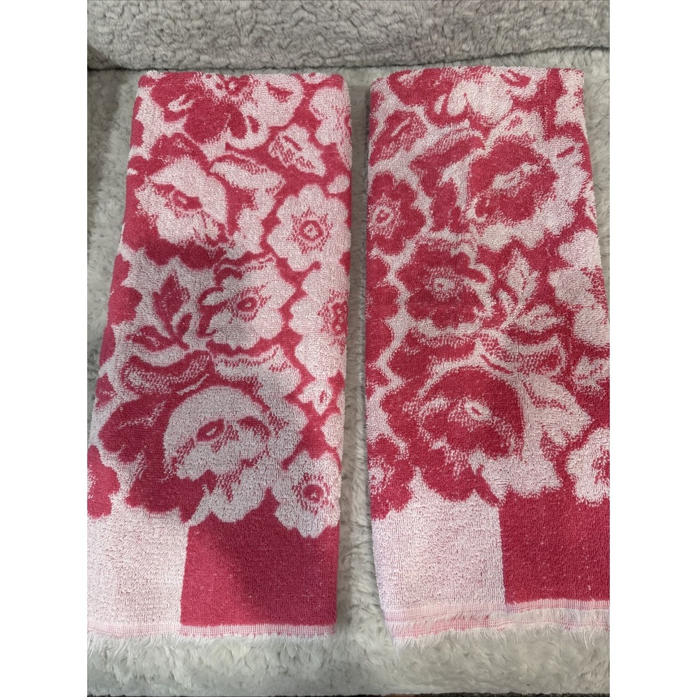 2 Vintage St Mary's Bright Red & Pink Retro Floral Cotton Bath Towels 22x36
